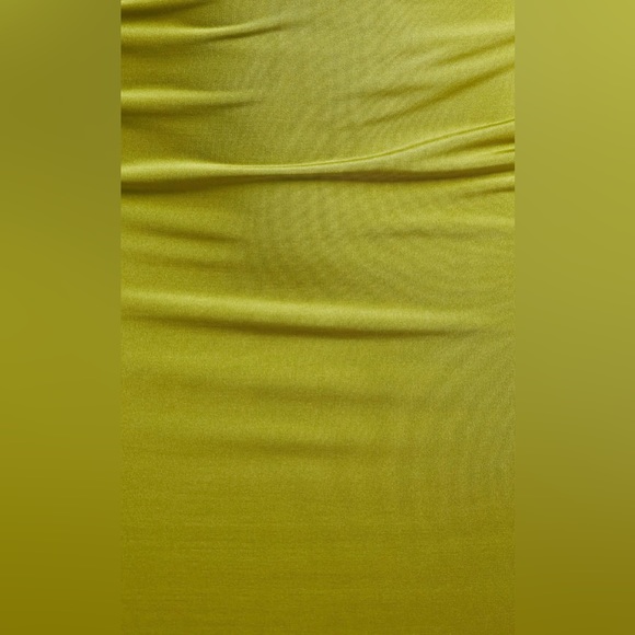 Showpo heath cut out halter neck midi dress - Picture 4 of 10